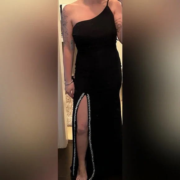 Long Formal Dress - Picture 2 of 2